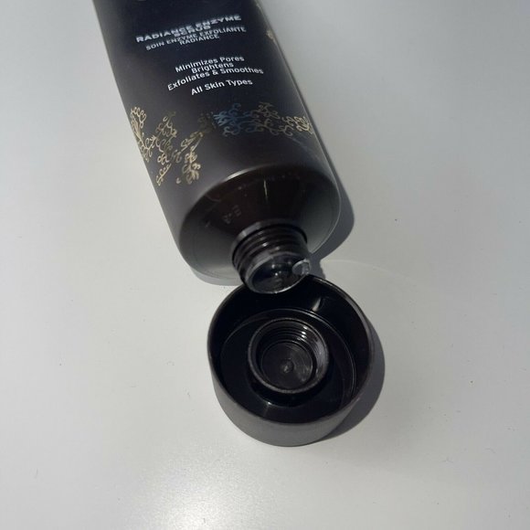 JUARA RADIANCE ENZYME SCRUB 2.5 oz Full Size NEW AND SEALED - Picture 3 of 3